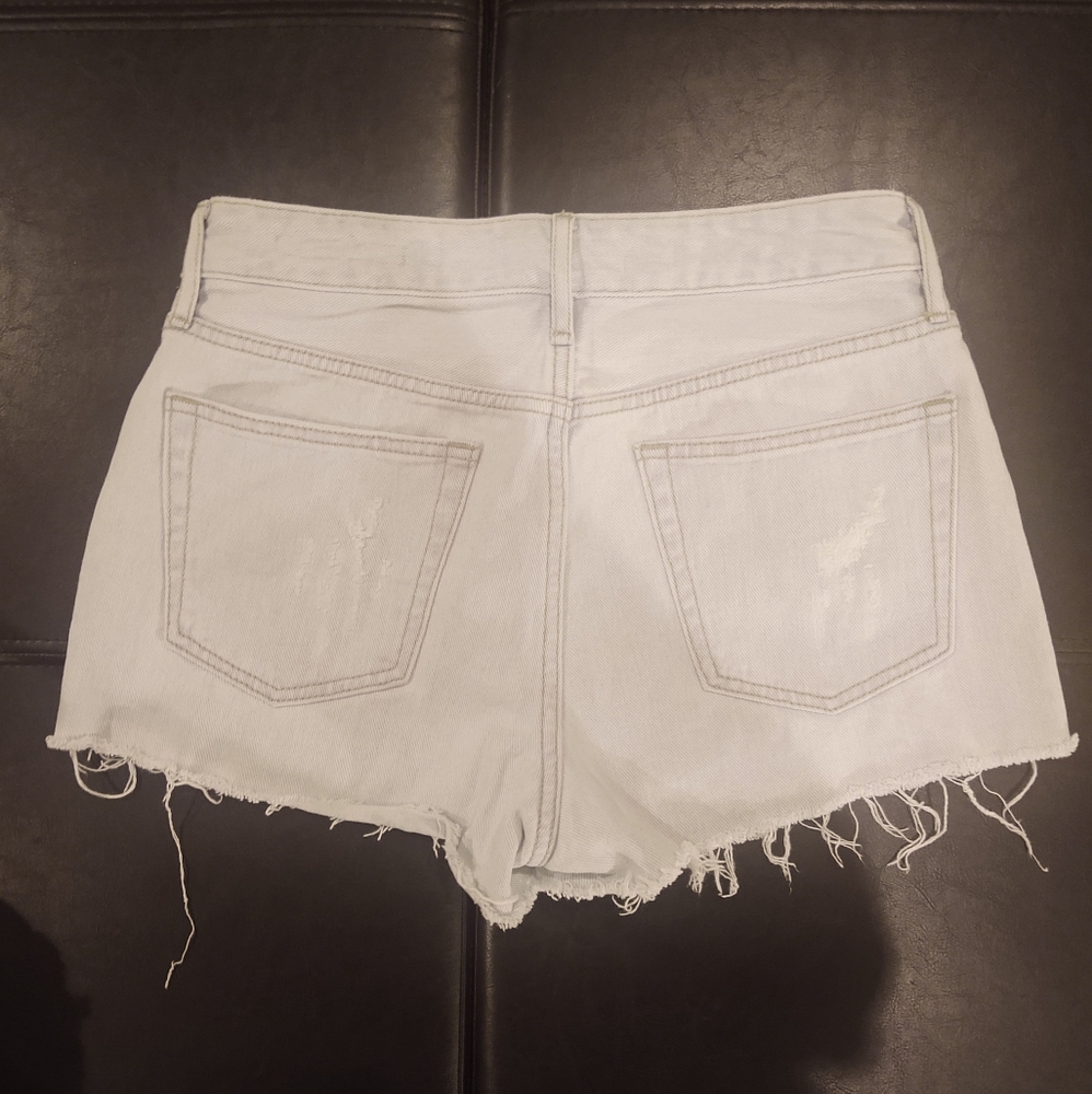 Pacsun Mid-Rise Distressed Denim Shorts - Picture 2 of 9